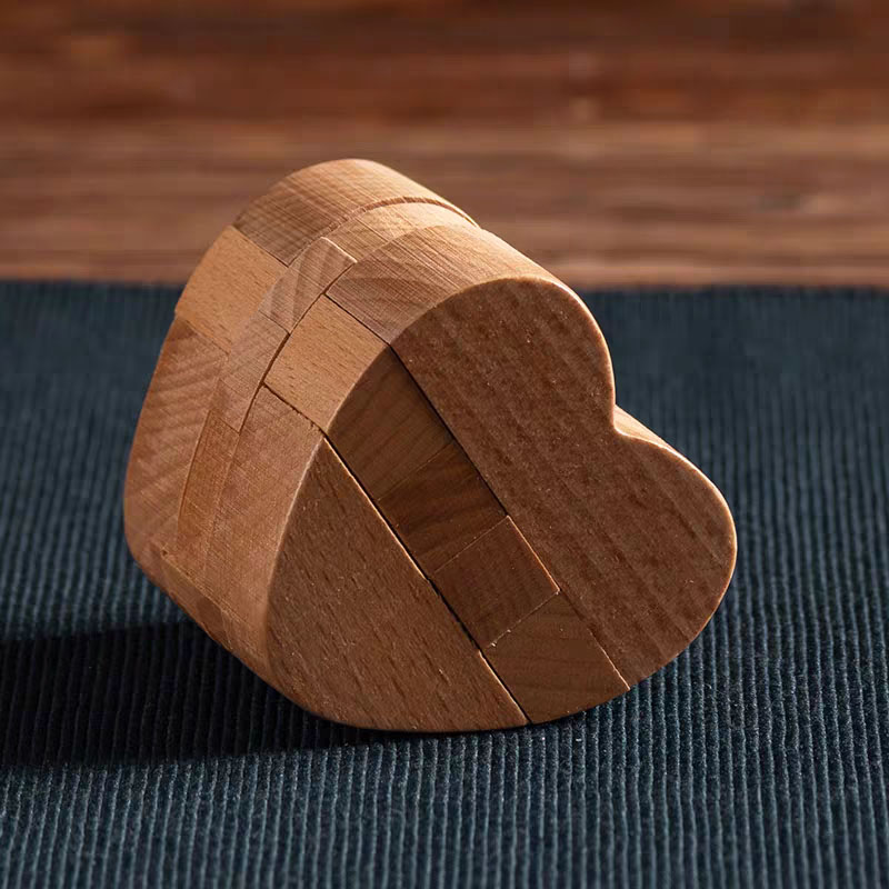 Luban Lock Heart Shaped Puzzle - Woodworking Kids Toys ulasan dan harga
